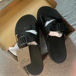 New in Box Chaco Sandals | Black Chillos Slide | Size 8